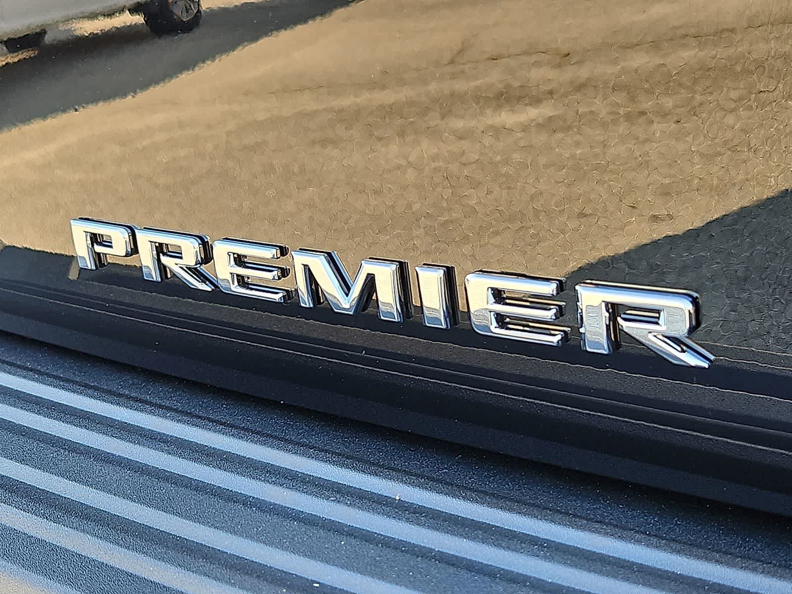 New 2026 Chevrolet Suburban Premier AWD/4WD image 25