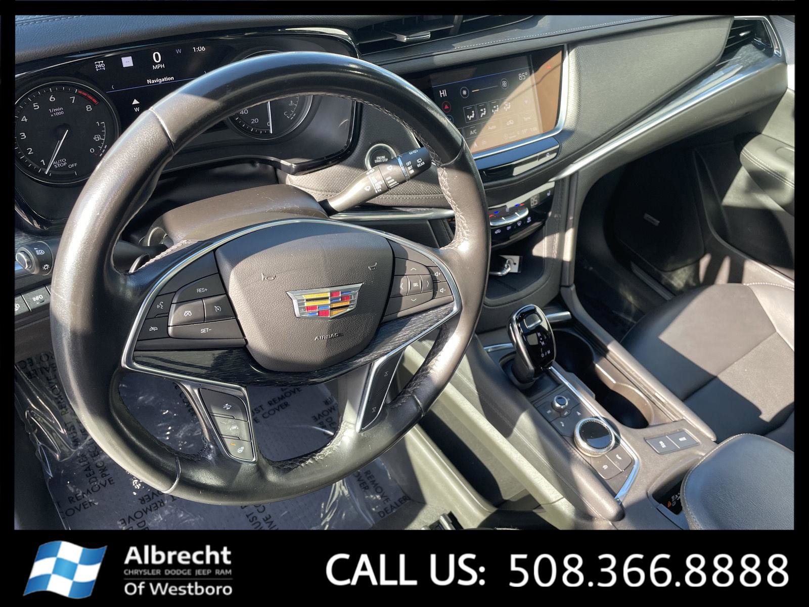 Used 2024 Cadillac XT5 Premium Luxury w/ Technology Package image 28