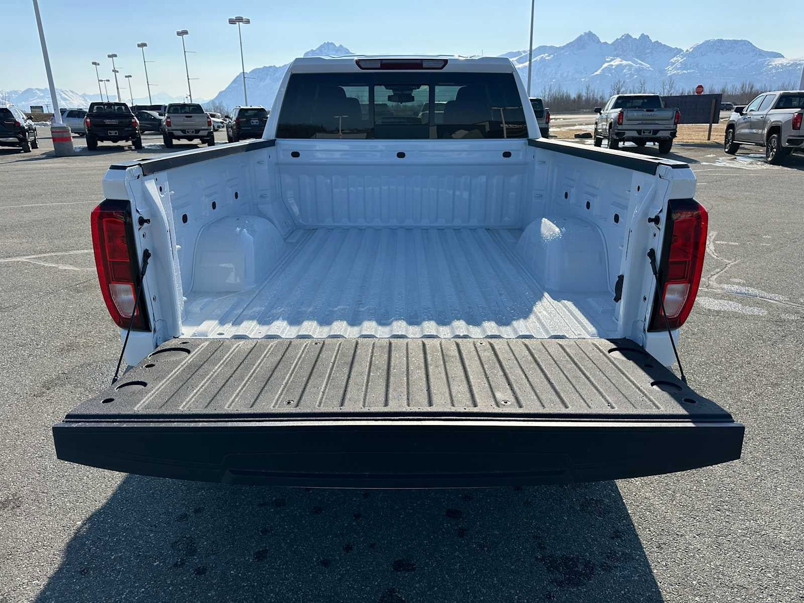 New 2026 GMC Sierra 1500 Elevation AWD/4WD image 14