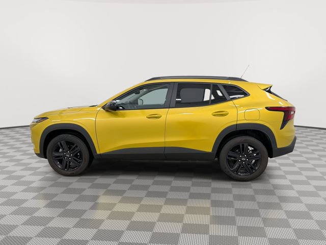 Used 2025 Chevrolet Trax ACTIV w/ Sunroof Package image 7