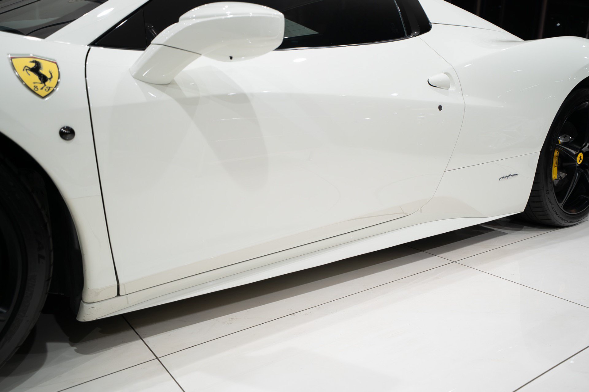 Used 2013 Ferrari 458 Spider RWD image 45