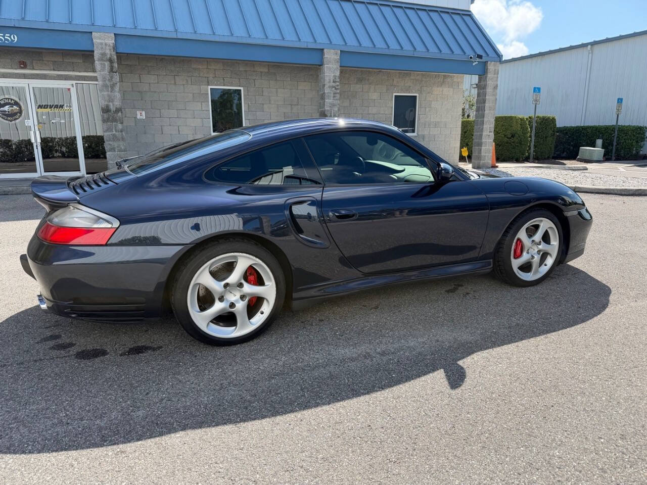 Used 2003 Porsche 911 Turbo AWD/4WD image 10