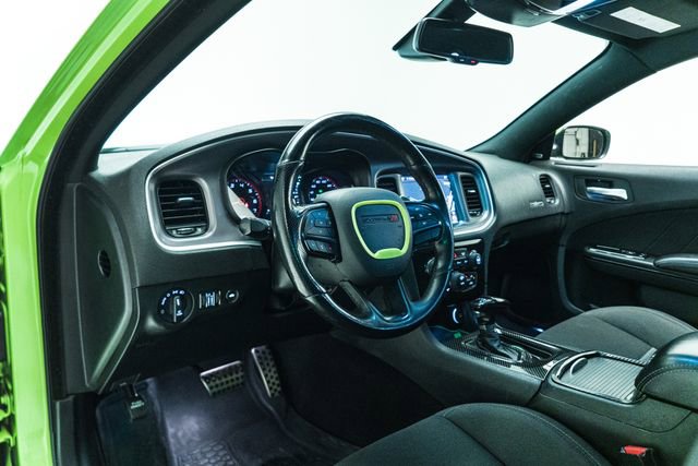 Used 2019 Dodge Charger Scat Pack w/ Navigation & Travel Group image 23