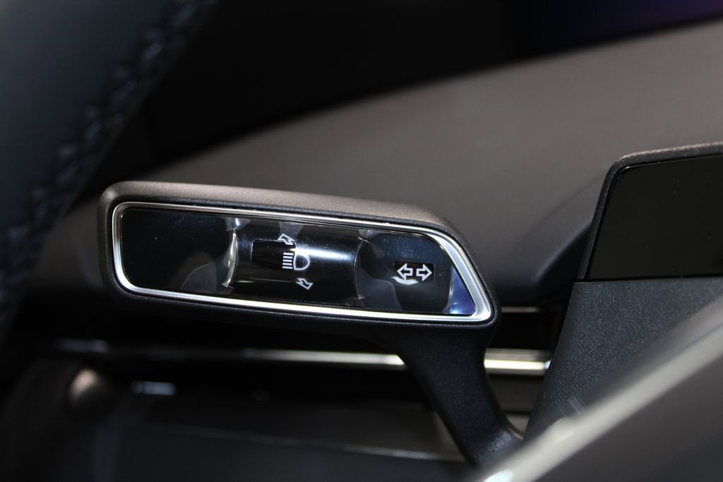 New 2026 Lincoln Nautilus Premier w/ Equipment Group 102A image 39