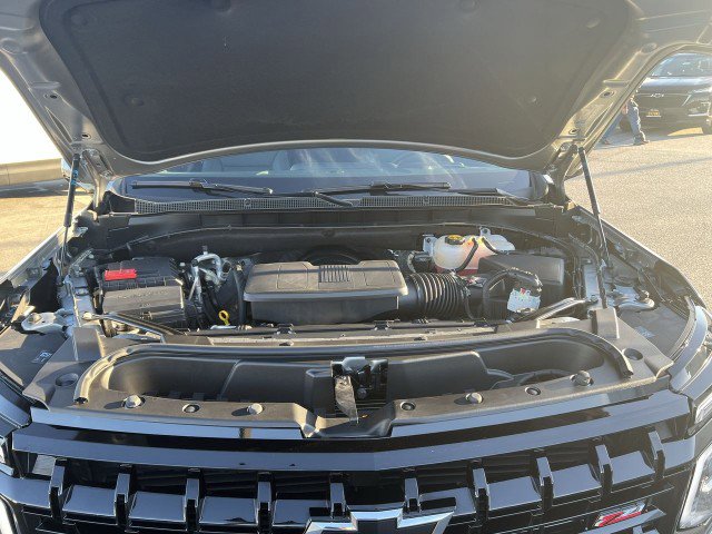 Used 2025 Chevrolet Tahoe Z71 w/ Comfort Package image 31