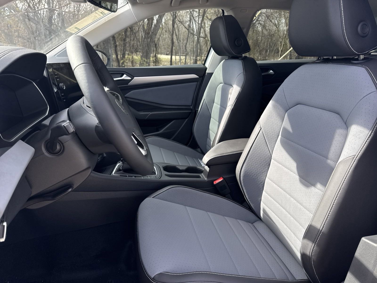 New 2026 Volkswagen Jetta SE FWD image 7