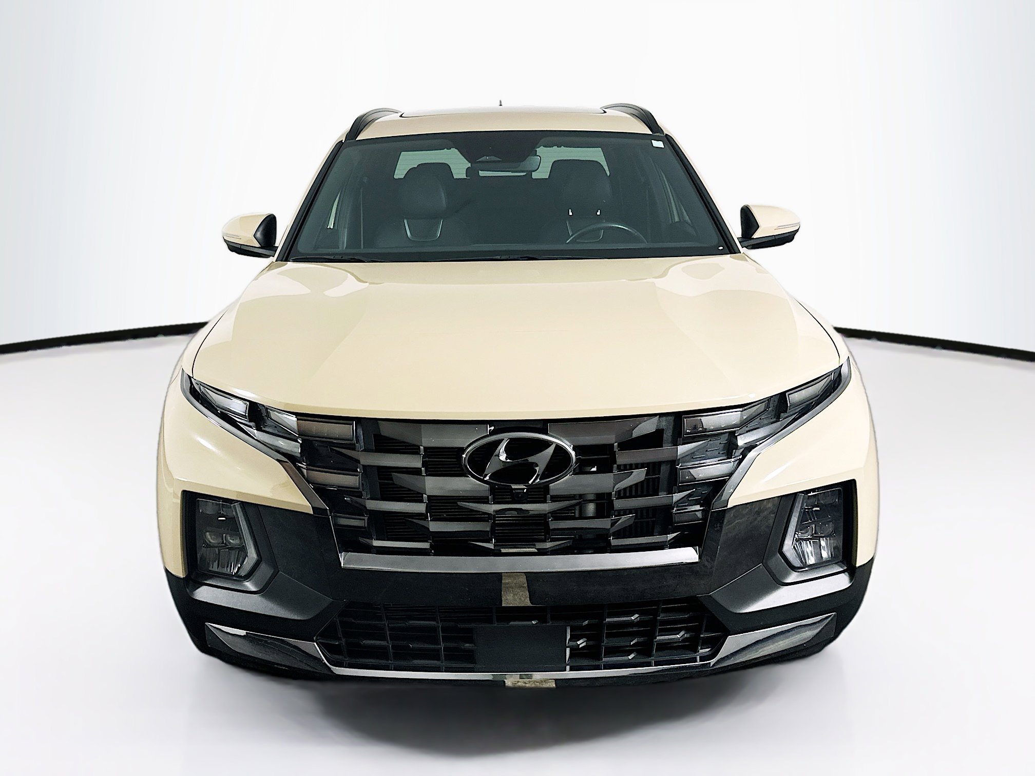 Used 2024 Hyundai Santa Cruz Limited AWD/4WD image 2