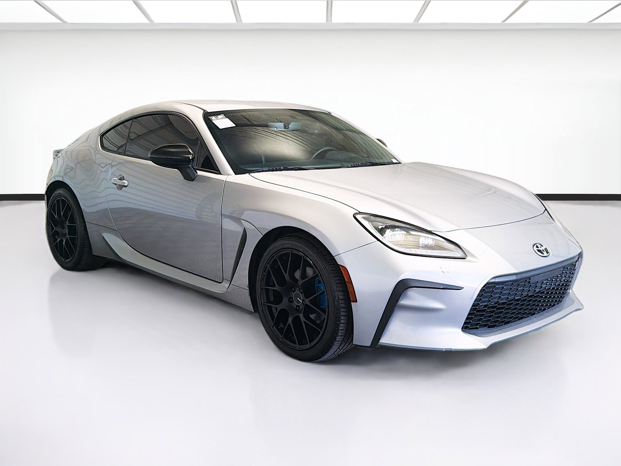 Used 2022 Toyota GR86 Premium image 3