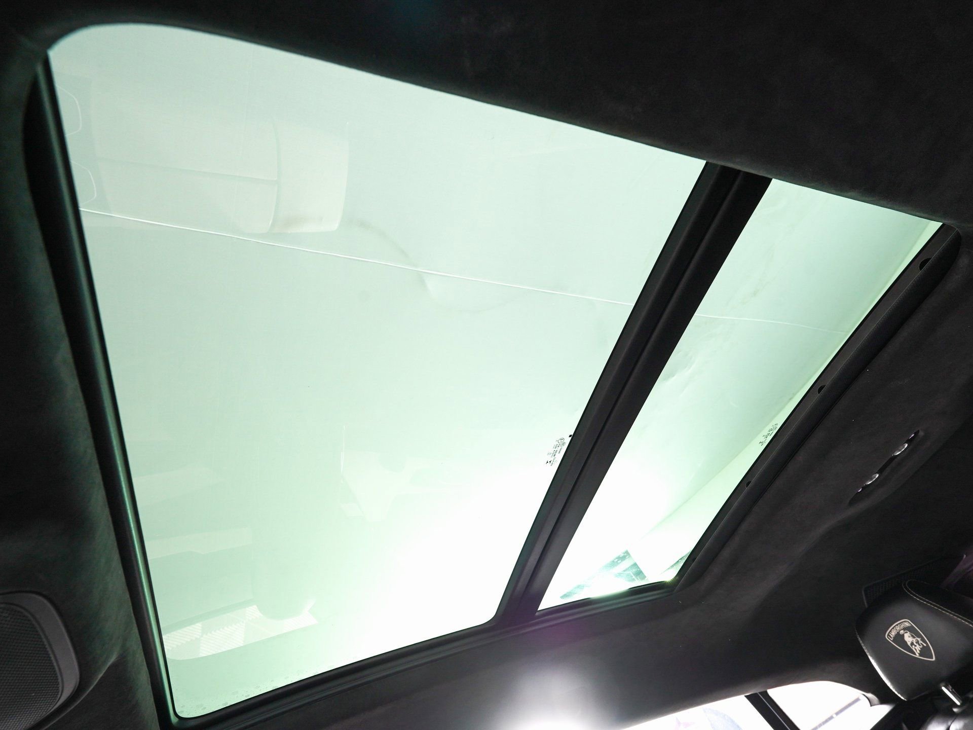 Used 2021 Lamborghini Urus image 28