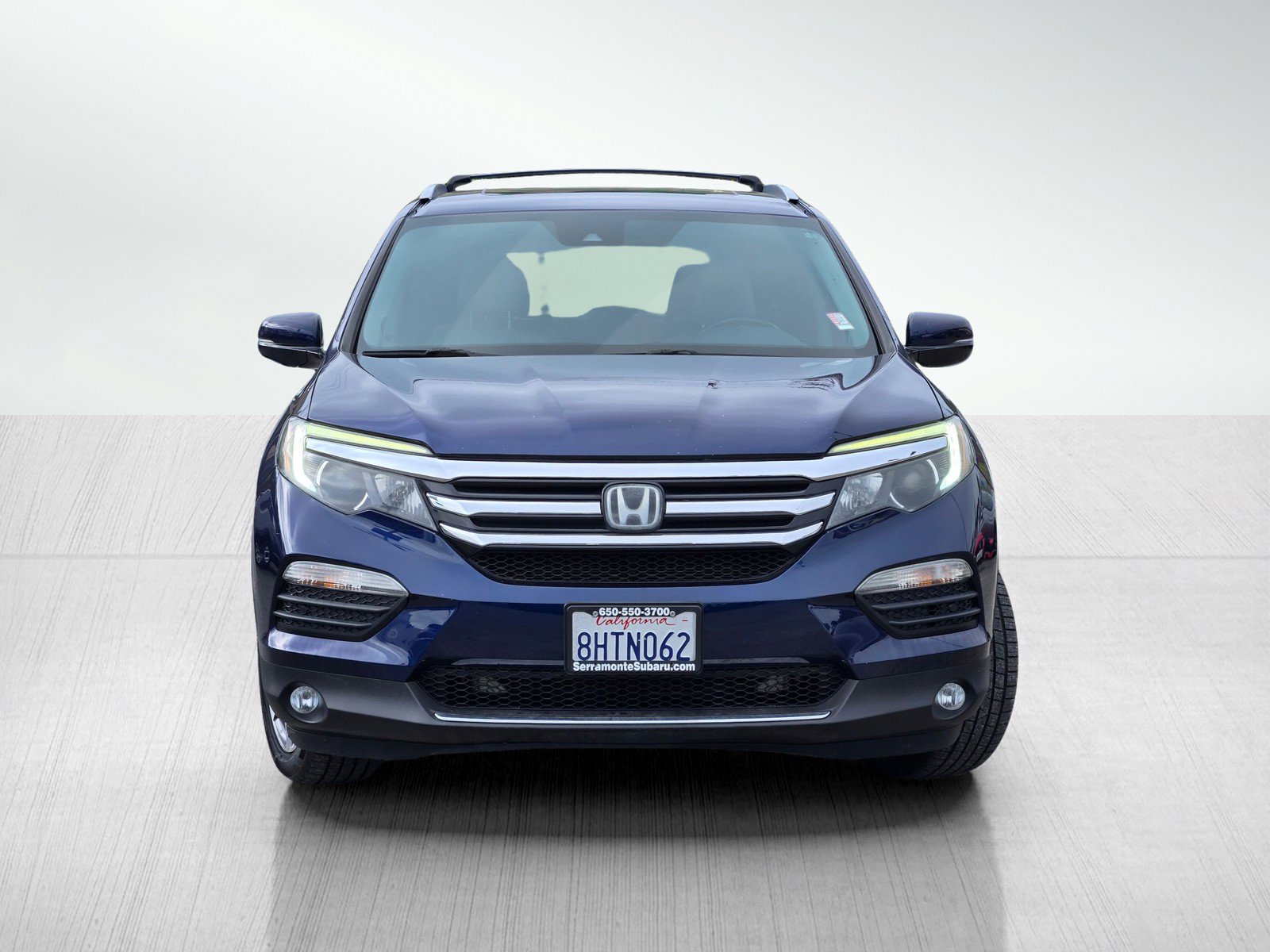 Used 2016 Honda Pilot Touring image 2