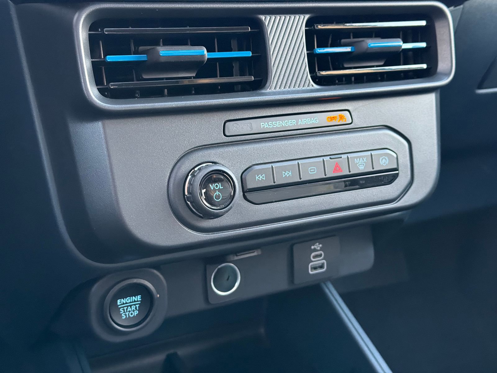 New 2026 Ford Maverick Lobo AWD/4WD image 26