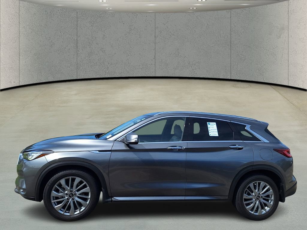 Used 2025 INFINITI QX50 Luxe AWD/4WD image 2