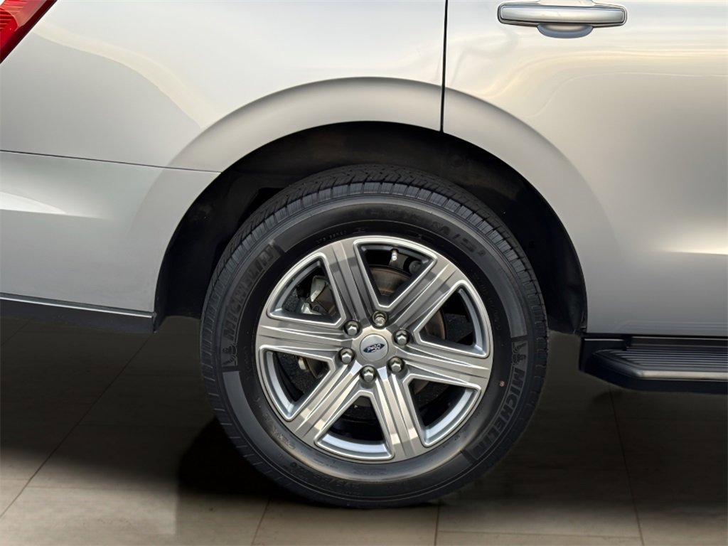 Used 2020 Ford Expedition XLT image 42