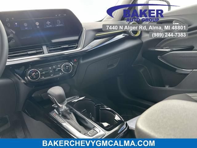 New 2026 Chevrolet Trax ACTIV w/ Sunroof Package FWD image 16
