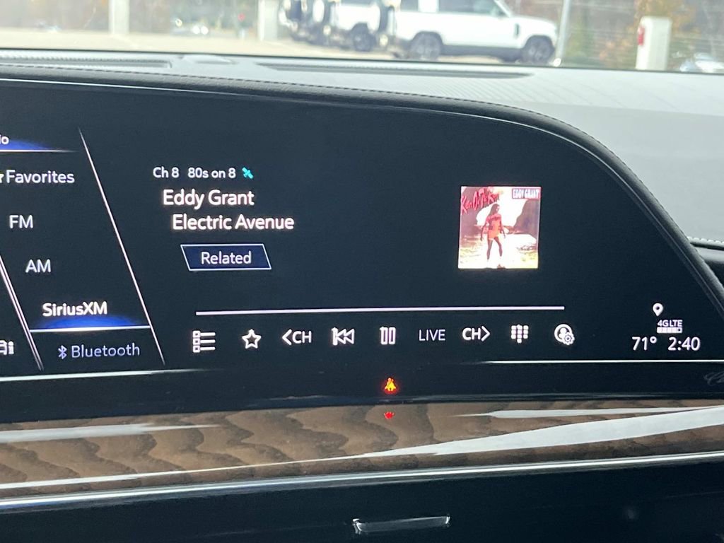 Certified 2024 Cadillac Escalade Sport Platinum w/ Heavy-Duty Trailer Package image 34