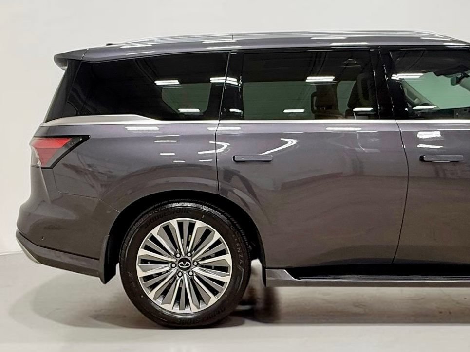 Used 2026 INFINITI QX80 Luxe w/ Cargo Package AWD/4WD image 6