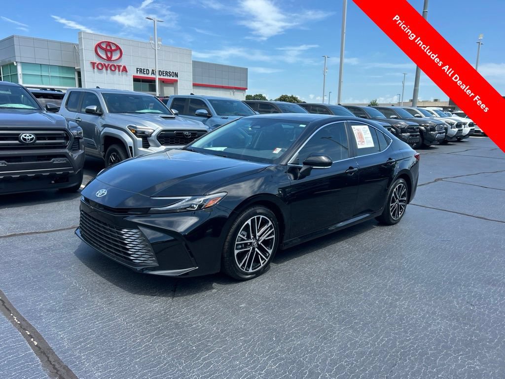 Used 2026 Toyota Camry XLE FWD video 1