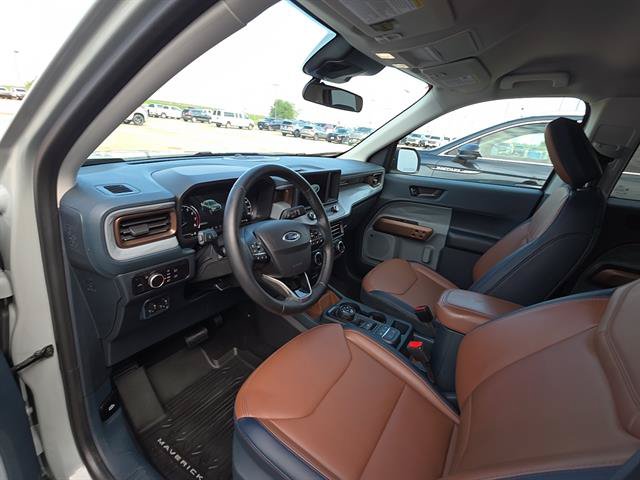 Used 2024 Ford Maverick Lariat w/ FX4 Off-Road Package AWD/4WD image 9