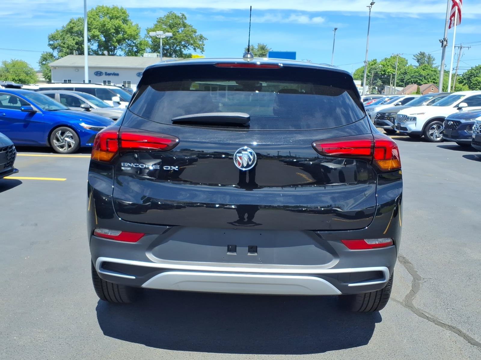 Used 2021 Buick Encore GX Preferred w/ Cold Weather Comfort Package AWD/4WD image 6