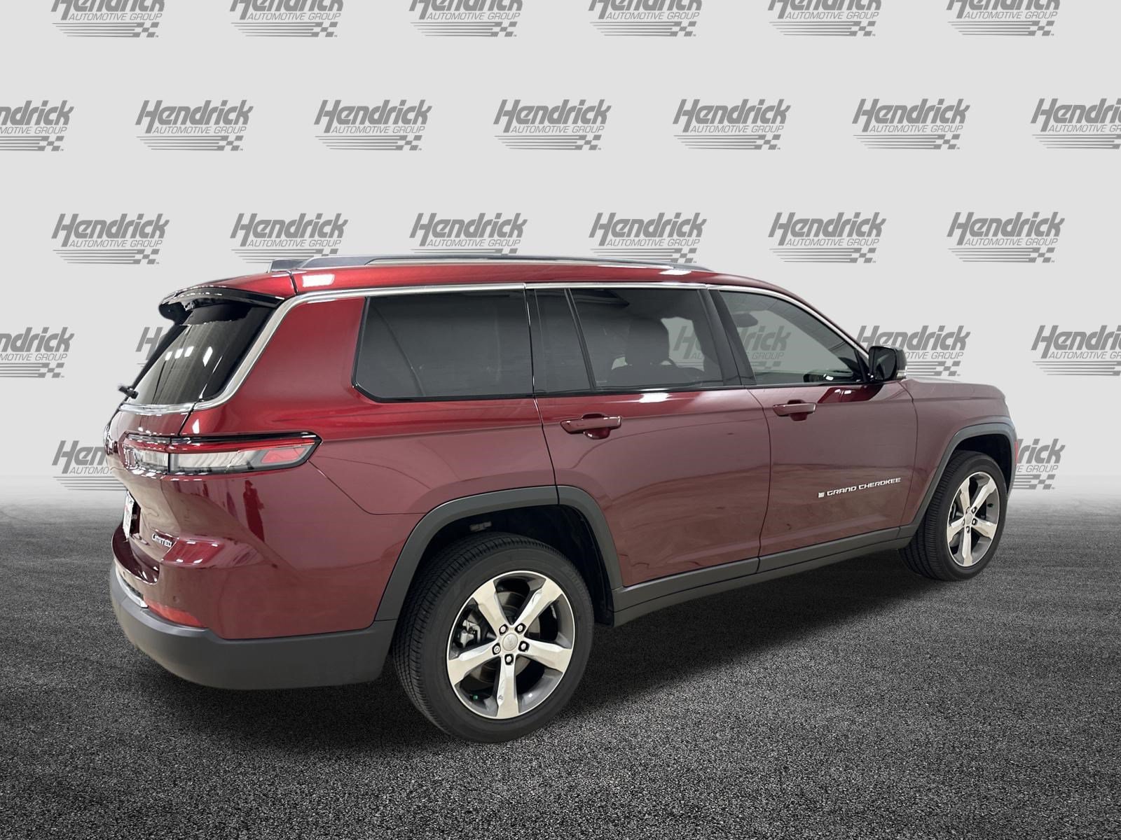 Used 2021 Jeep Grand Cherokee L Limited AWD/4WD image 10