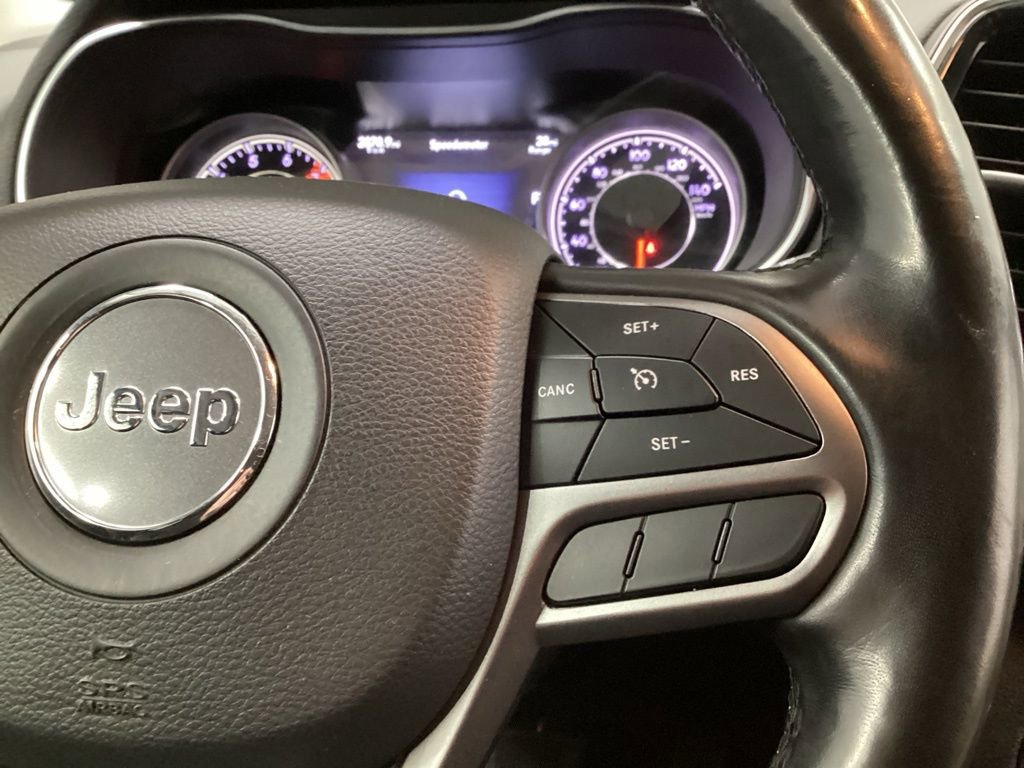 Used 2020 Jeep Cherokee Limited AWD/4WD image 37