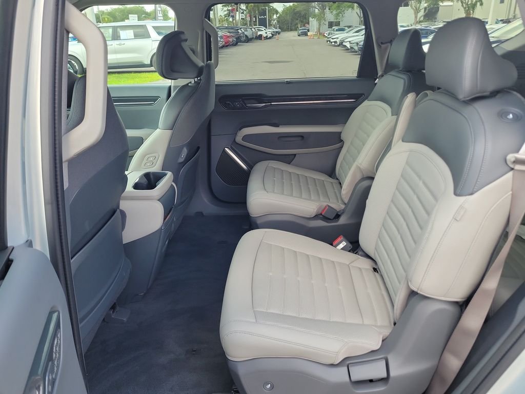 New 2026 Kia EV9 Land AWD/4WD image 16
