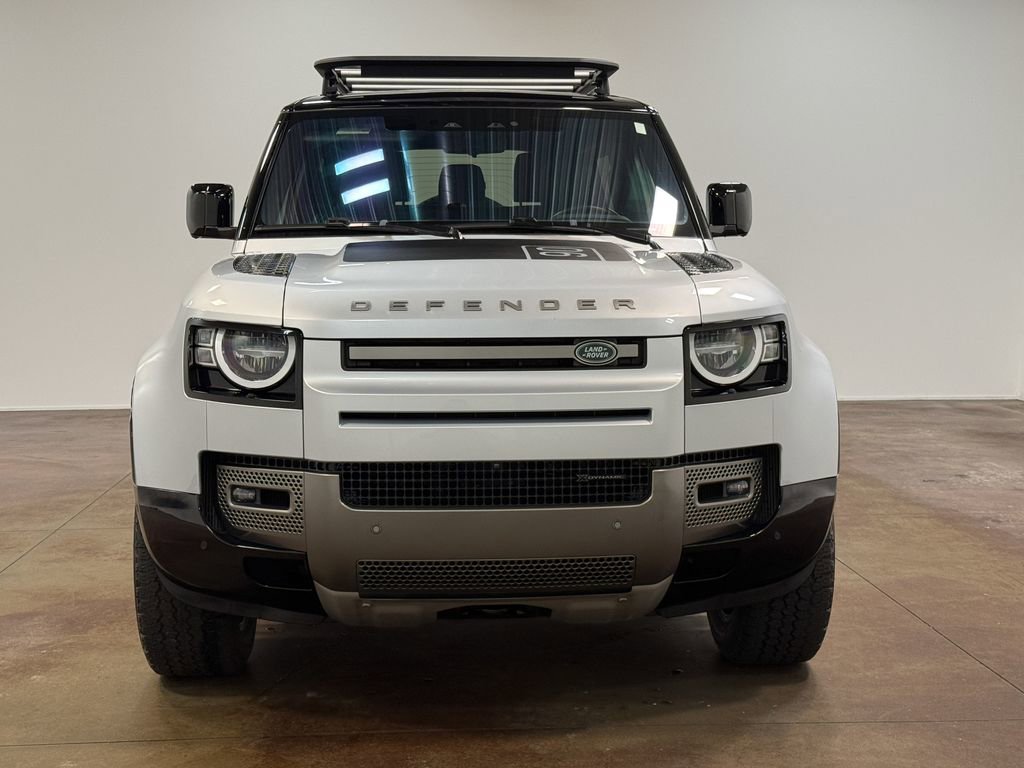 Used 2022 Land Rover Defender 90 X-Dynamic S AWD/4WD image 26