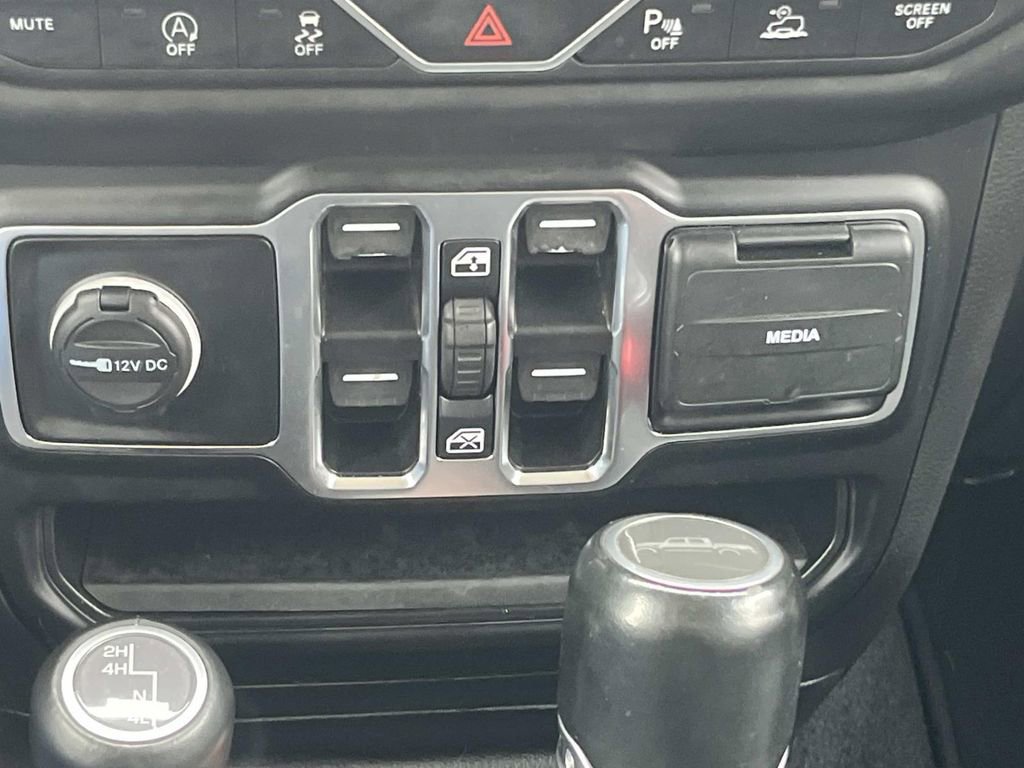 Used 2021 Jeep Gladiator Overland image 23