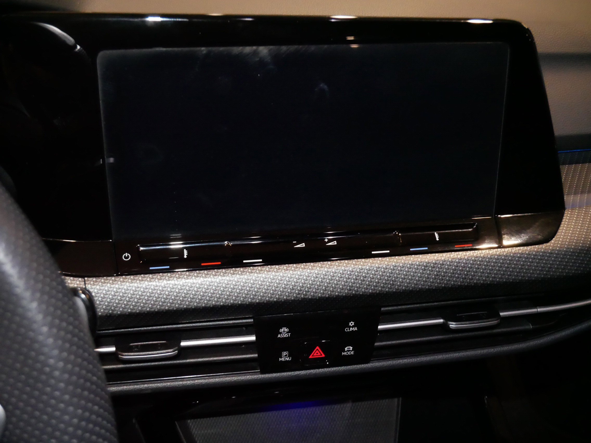 Used 2024 Volkswagen Golf R image 18