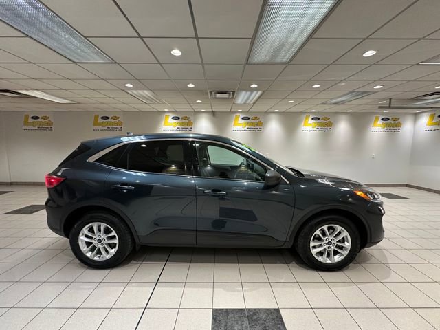 Used 2022 Ford Escape SE w/ Convenience Package image 3