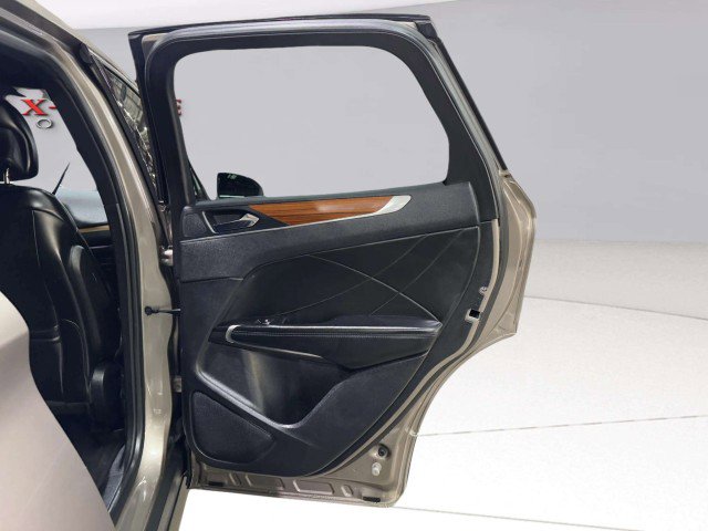 Used 2019 Lincoln MKC Select w/ Select Plus Package image 46