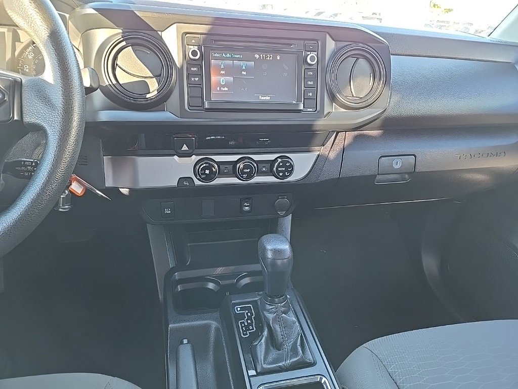 Used 2018 Toyota Tacoma SR image 27