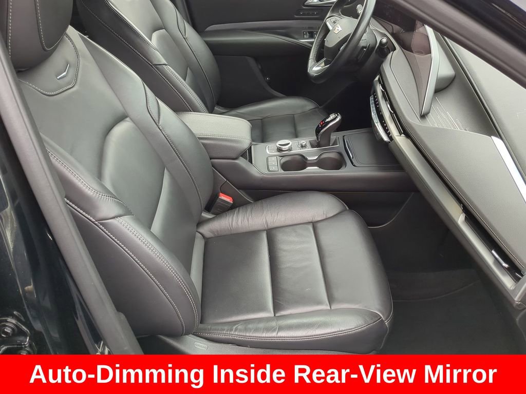 Used 2024 Cadillac XT4 Premium Luxury image 18