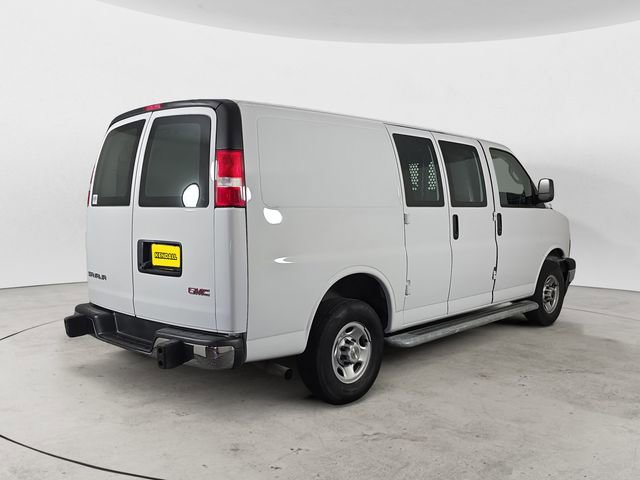 Used 2024 GMC Savana 2500 w/ Driver Convenience Package RWD image 5