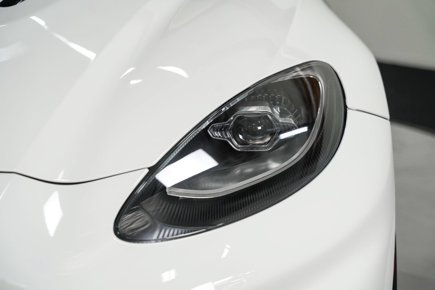 Used 2023 Aston Martin DBX 707 AWD/4WD image 14