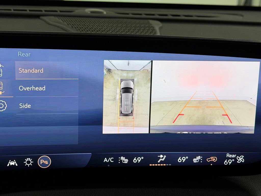 Certified 2025 Buick Enclave Preferred image 40