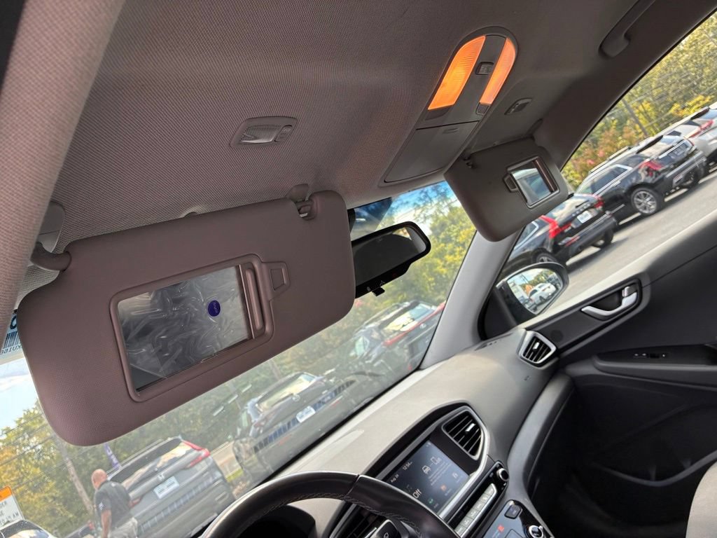 Used 2019 Hyundai Ioniq Plug-In Hybrid FWD image 45