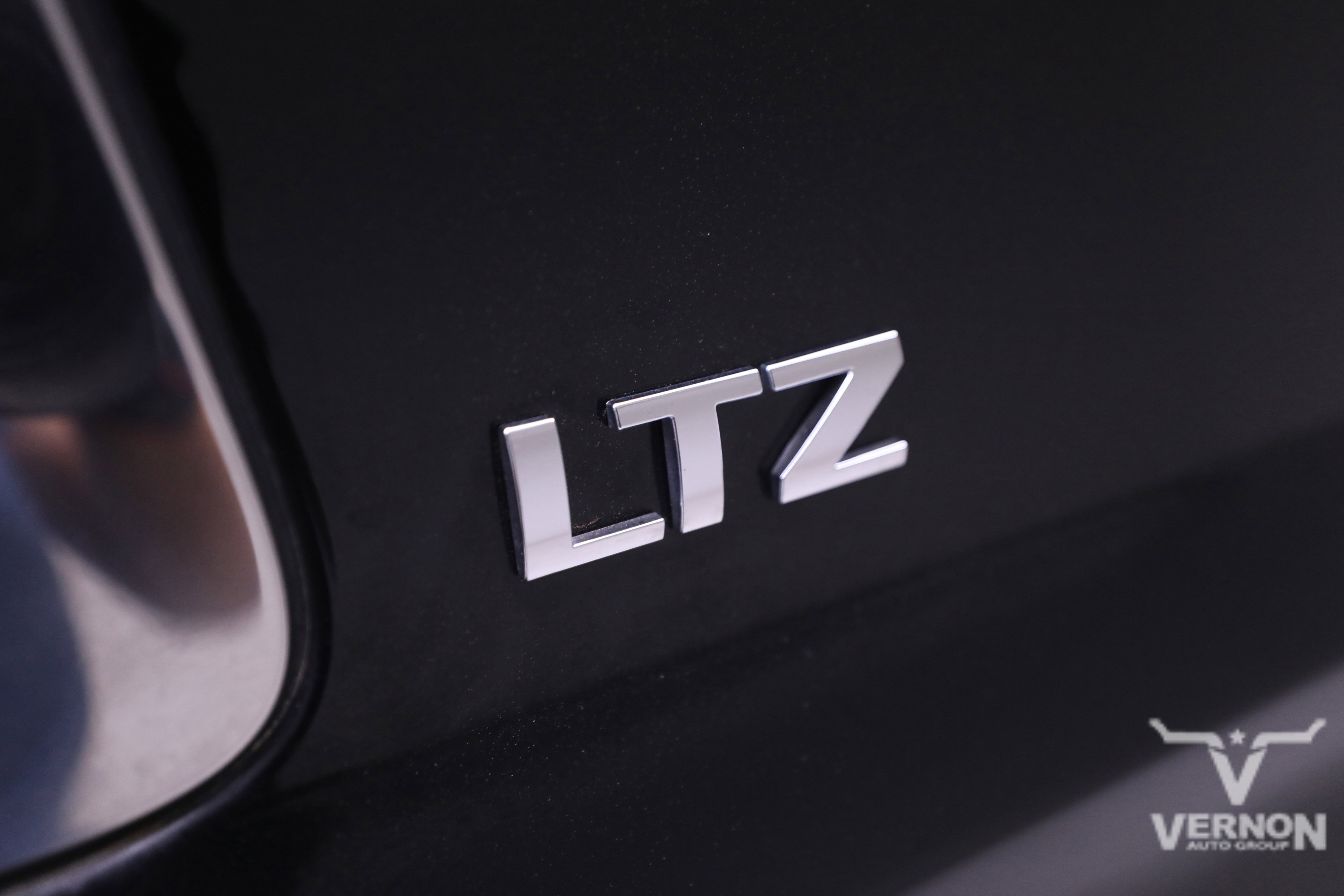 Used 2016 Chevrolet Suburban LTZ image 39