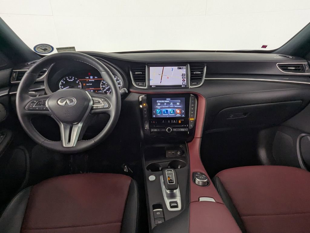 Used 2023 INFINITI QX50 Sport image 14
