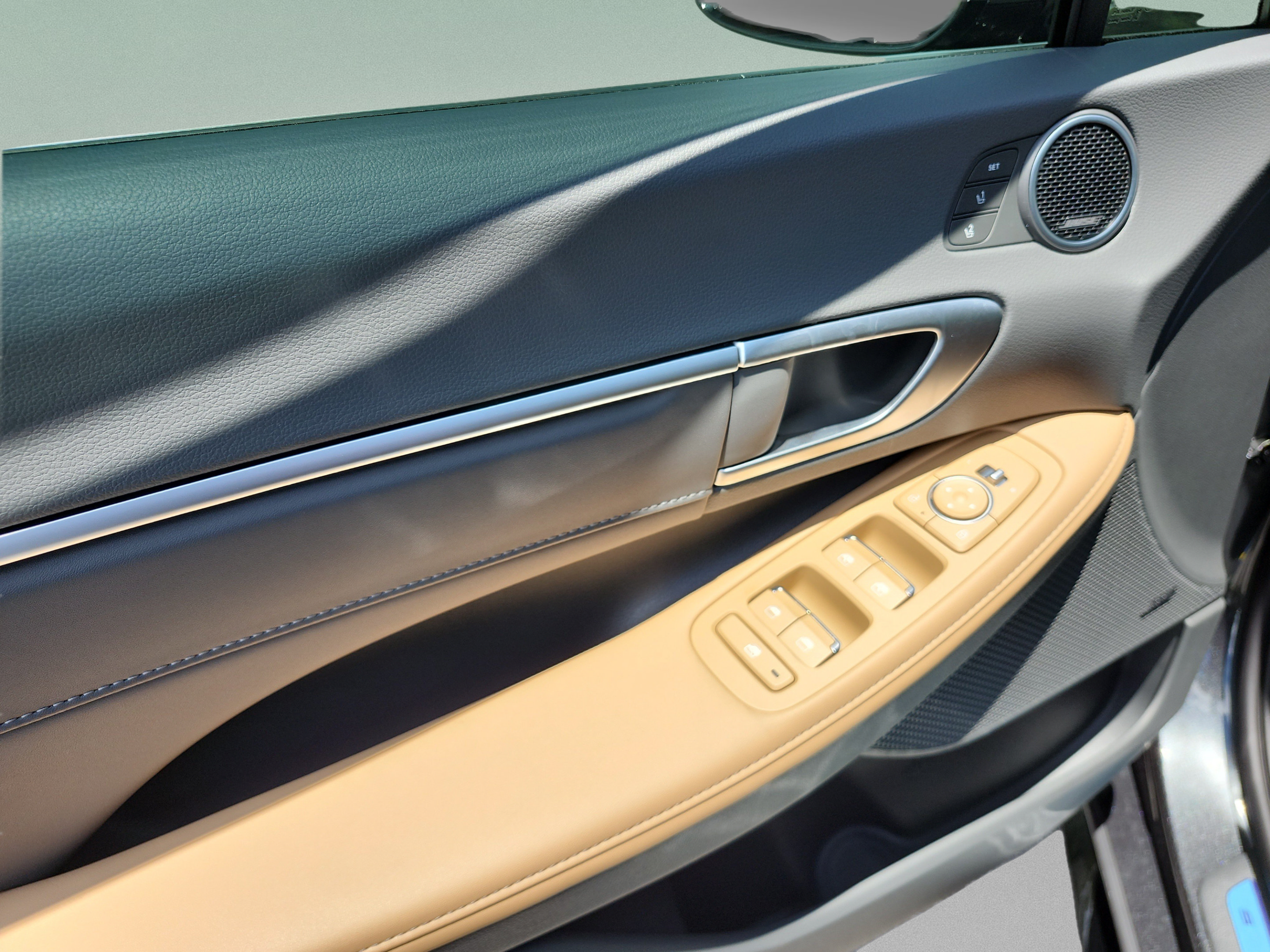 New 2026 Hyundai Sonata Limited FWD image 15