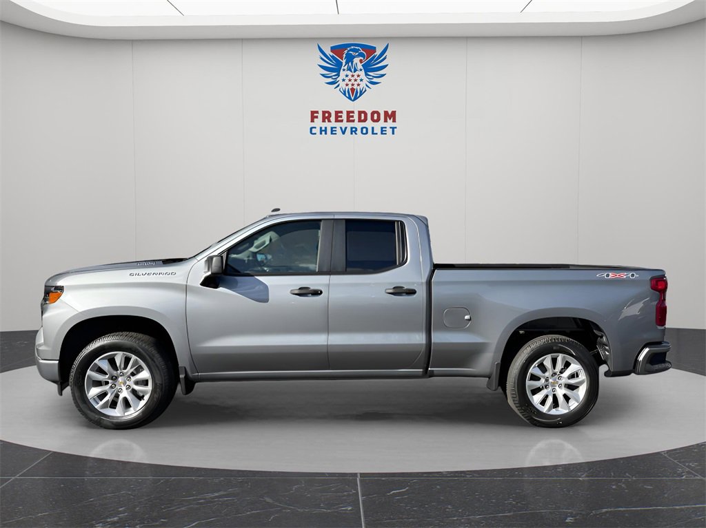 New 2026 Chevrolet Silverado 1500 Custom image 2