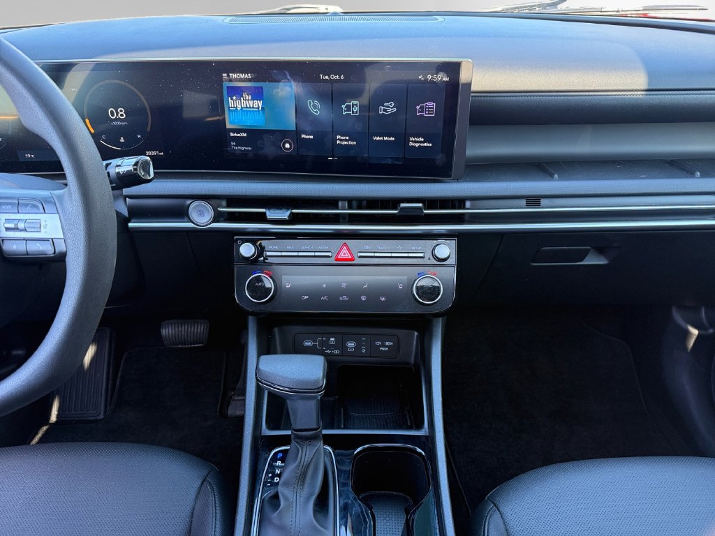 Used 2025 Hyundai Santa Cruz SEL AWD/4WD image 11