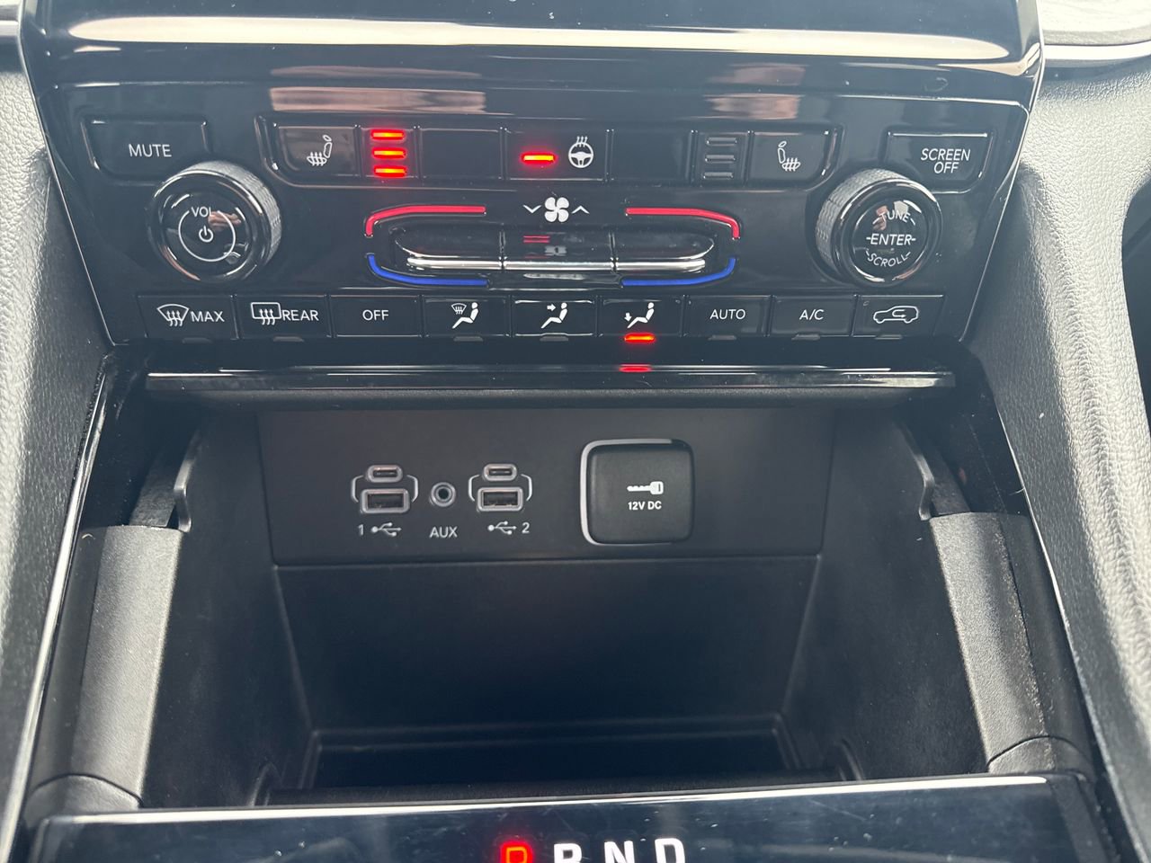 Used 2023 Jeep Grand Cherokee L Limited image 21