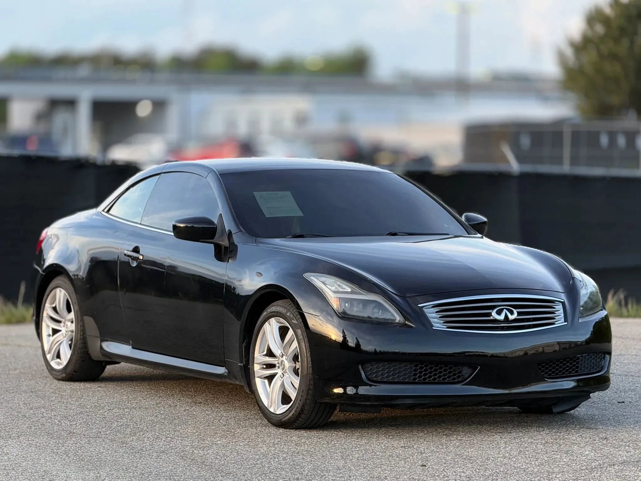 Used 2010 INFINITI G37 Convertible w/ Premium Pkg