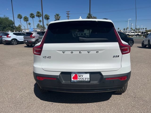 New 2026 Volvo XC40 B5 Plus w/ Climate Package AWD/4WD image 4