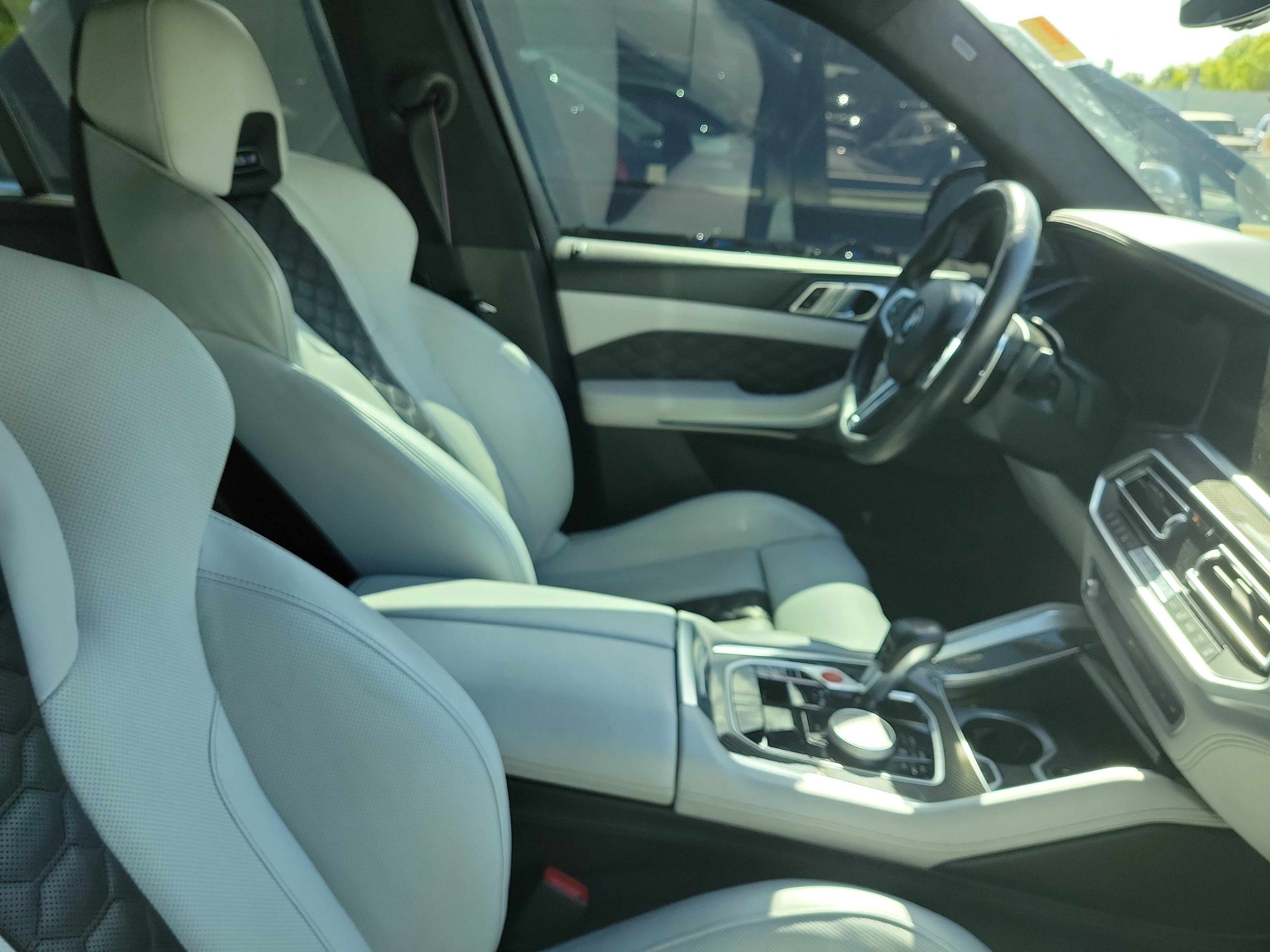 Used 2022 BMW X5 M w/ Competition Package 2 image 9