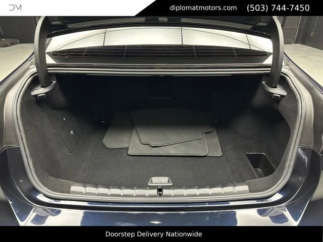 Used 2024 BMW i7 xDrive60 AWD/4WD image 47