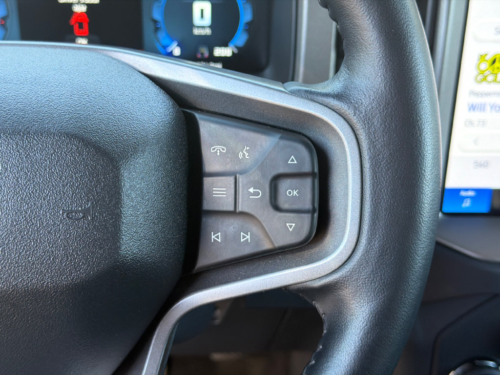 Used 2025 Ford Bronco Outer Banks AWD/4WD image 25