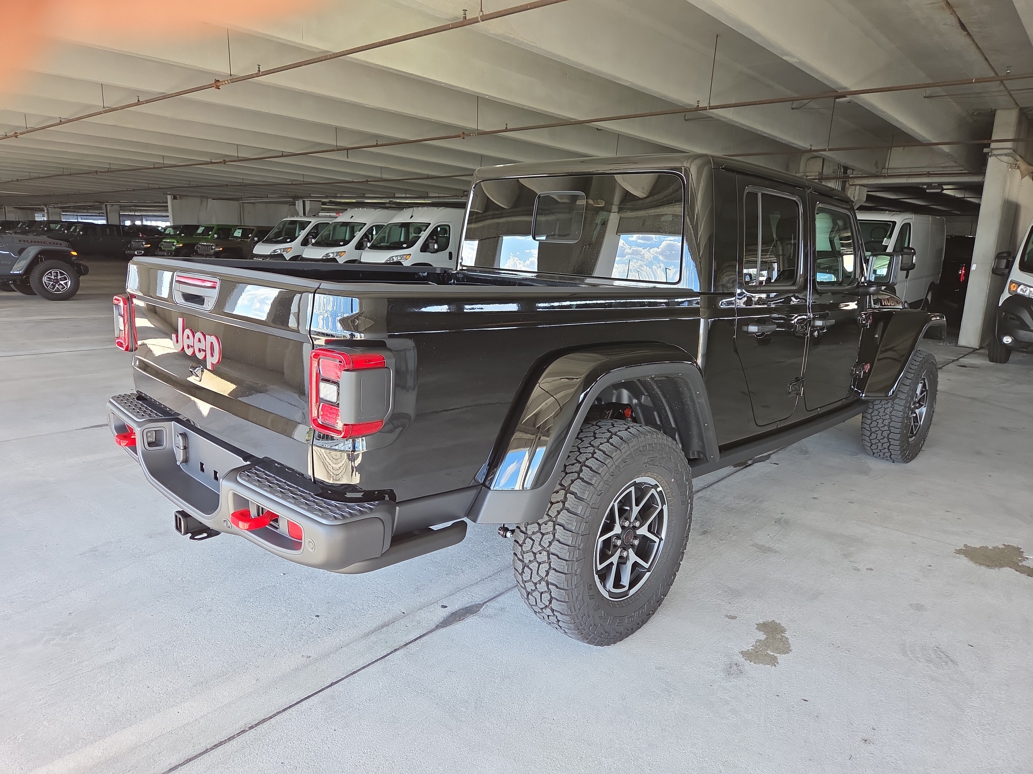 New 2025 Jeep Gladiator Rubicon AWD/4WD image 5