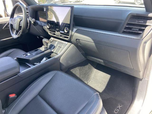 Used 2024 Lexus GX 550 w/ Cold Area Package AWD/4WD image 25